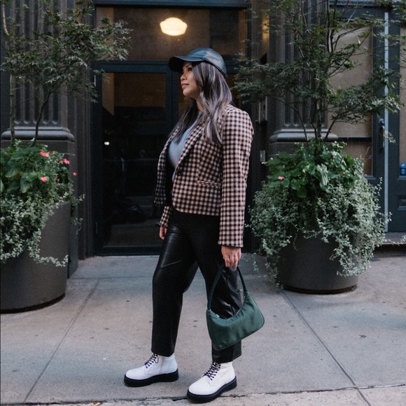 Hi! I’m Kaye. - Picture 4 of 8